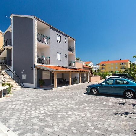 Apartments With A Parking Space Baska, Krk - 18808 Exterior foto